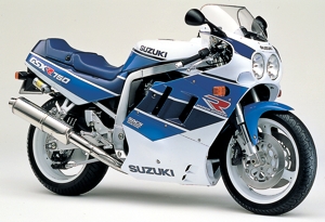 1990 GSXR750 Blue/White Model